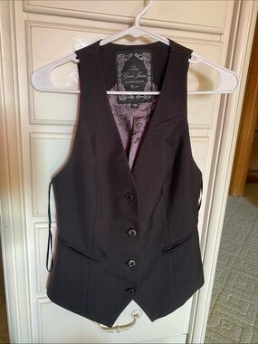 Guess Black Vest with Lining - S